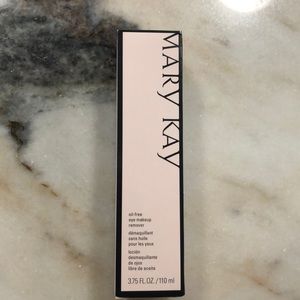 Mary Kay Oil Makeup Remover